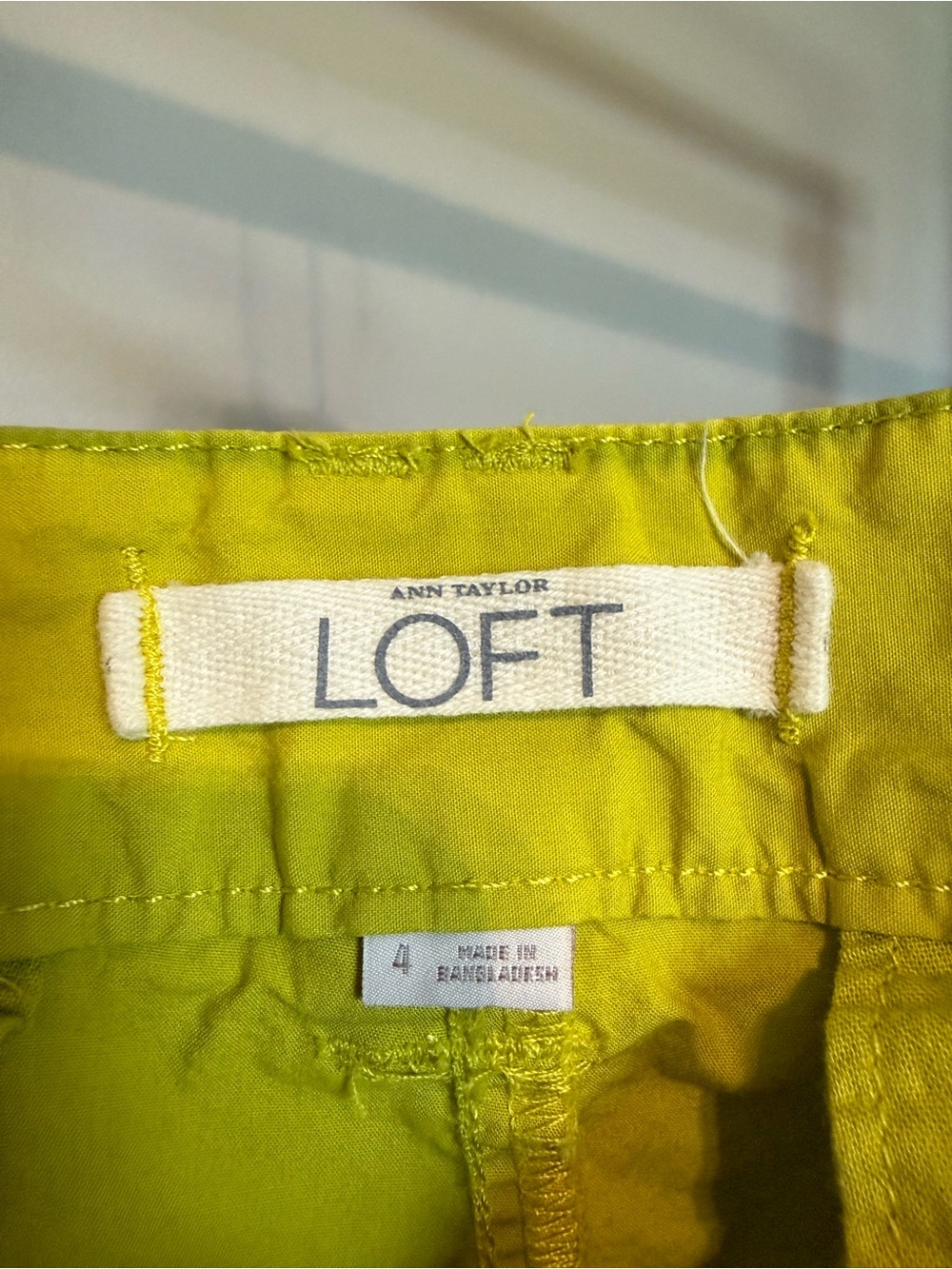 NWOT LOFT Mustard Green Cargo Shorts - Picture 6 of 7